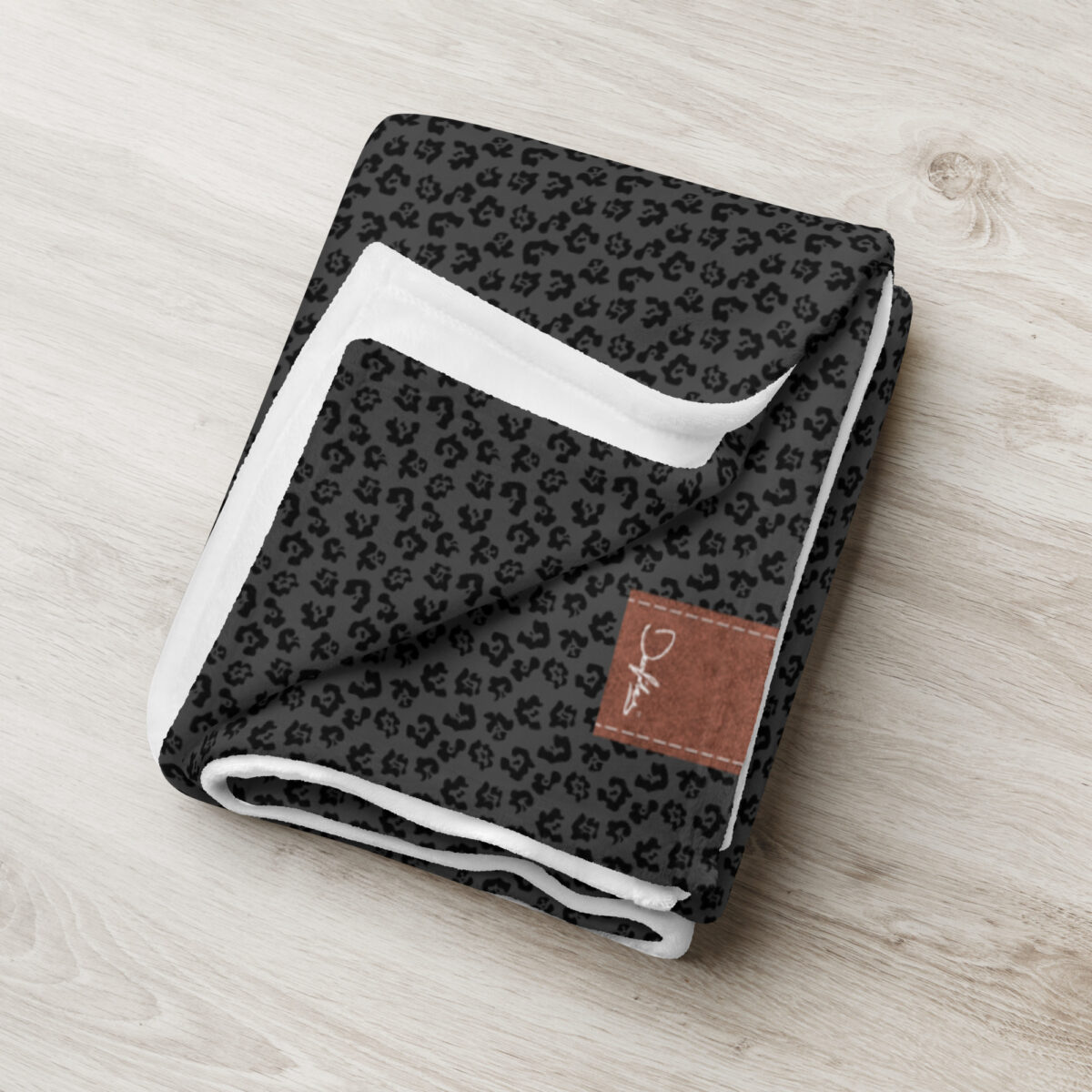 throw blanket 50x60 lifestyle 2 67fa0171da25d tagesdecke