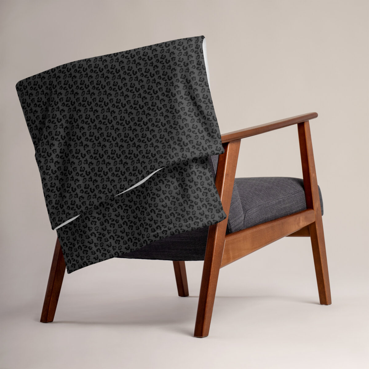 throw blanket 50x60 lifestyle 67fa0171da1ee tagesdecke